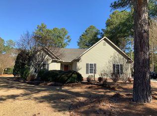 1405 Warwick Cir, Winterville, NC 28590