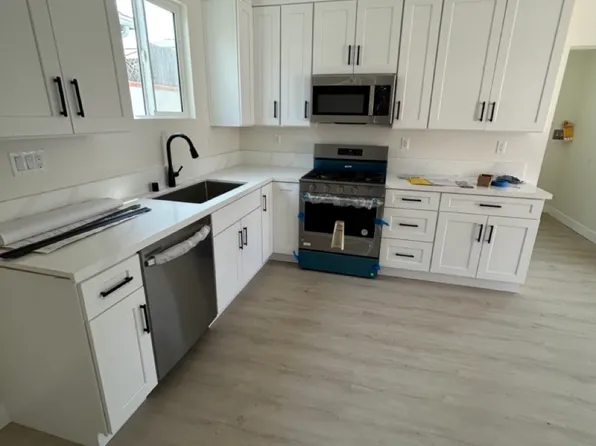 140 S Elliott Ave #3, Azusa, CA 91702