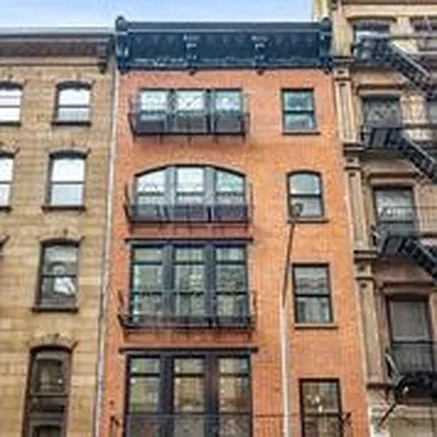 Rented by Compass | media 38