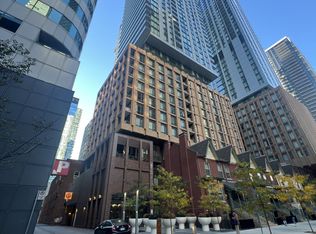 8 Widmer St #1601, Toronto, ON M5V0W6
