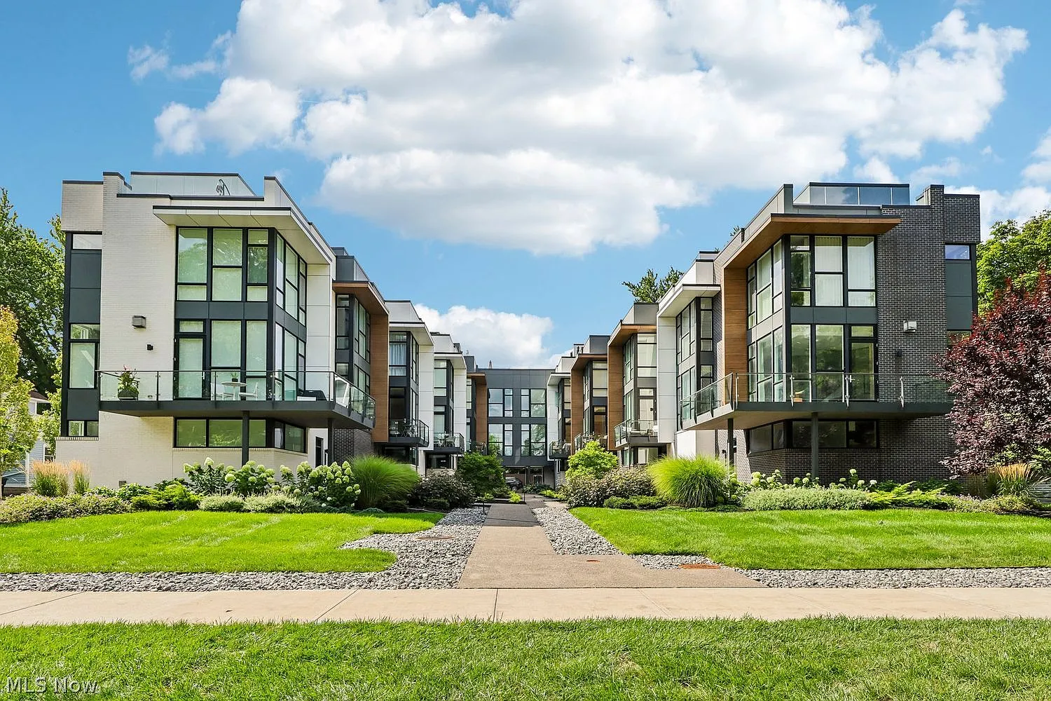 2 bed, 2.5 bath, $4,150 — Photo 1