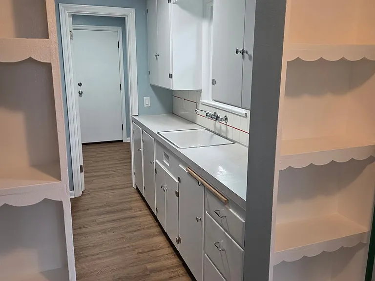 4424 42nd Ave SW — Photo 5