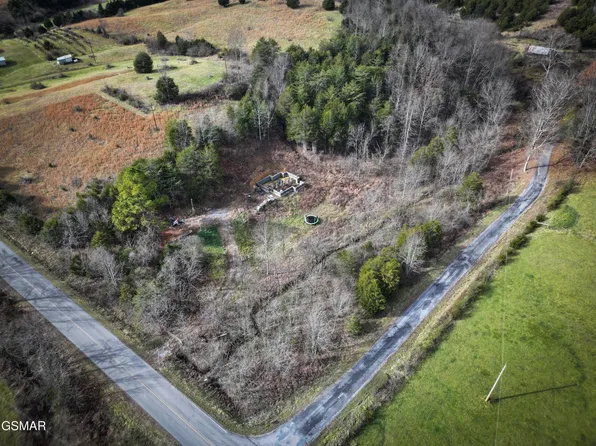 804 Webster Valley Rd #3, Rogersville, TN 37857