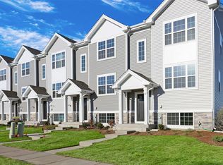 6520 Linden Trl #B, Wonder Lake, IL 60097