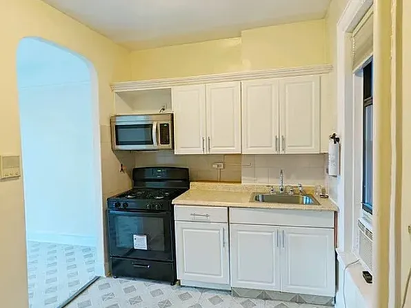 12 Bleecker St APT 3A, Brooklyn, NY 11221