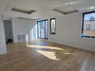 140 W 86th St #PENTHOUSE, New York, NY 10024