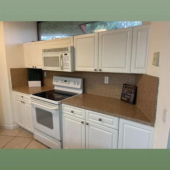 8159 Severn Dr — Photo 18