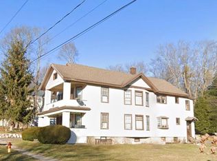 418 Glebe St, Johnstown, NY 12095