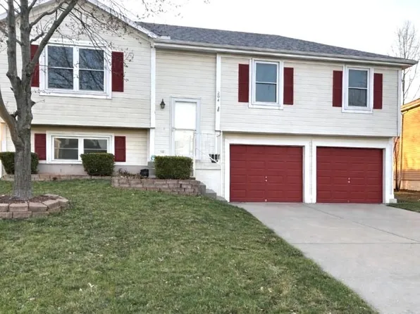 204 NW 114th Ter, Kansas City, MO 64155