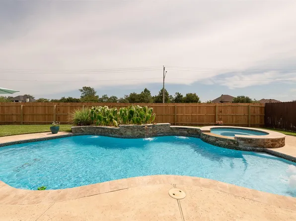 4405 Toddington Ln, College Station, TX 77845