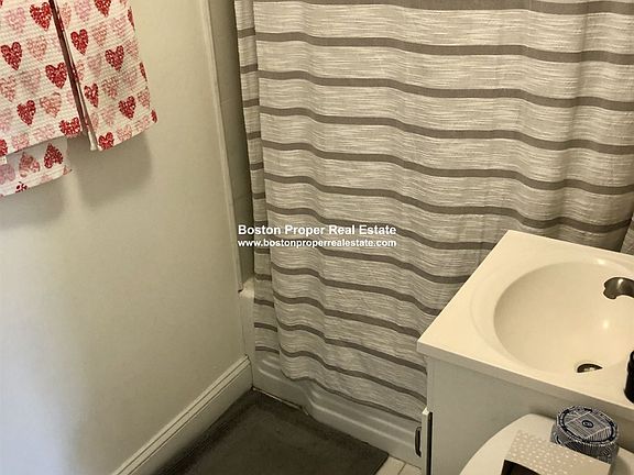 86 Charles St. #8 Boston - Beacon Hill Unit Photo 4