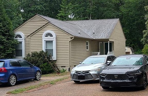 2nd image of 12920 Copperas Ln