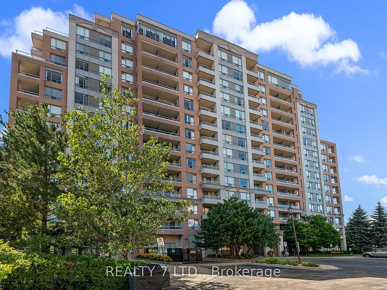 9 Northern Heights Dr #216 — Photo 1
