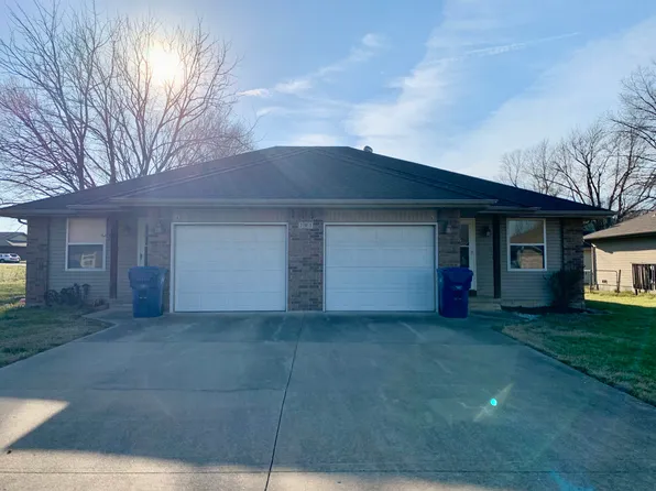 201 S Maple St #B, Rogersville, MO 65742