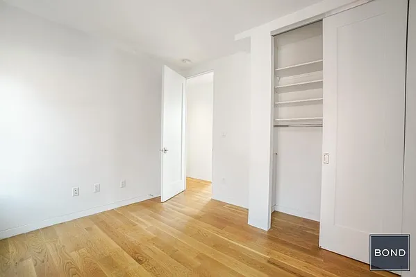 Rented by Bond New York | media 21