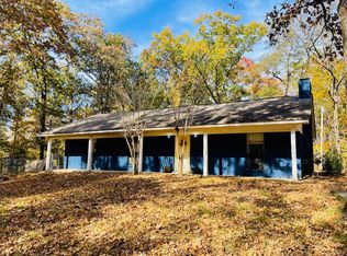 289 Amanda Rd, Grenada, MS 38901