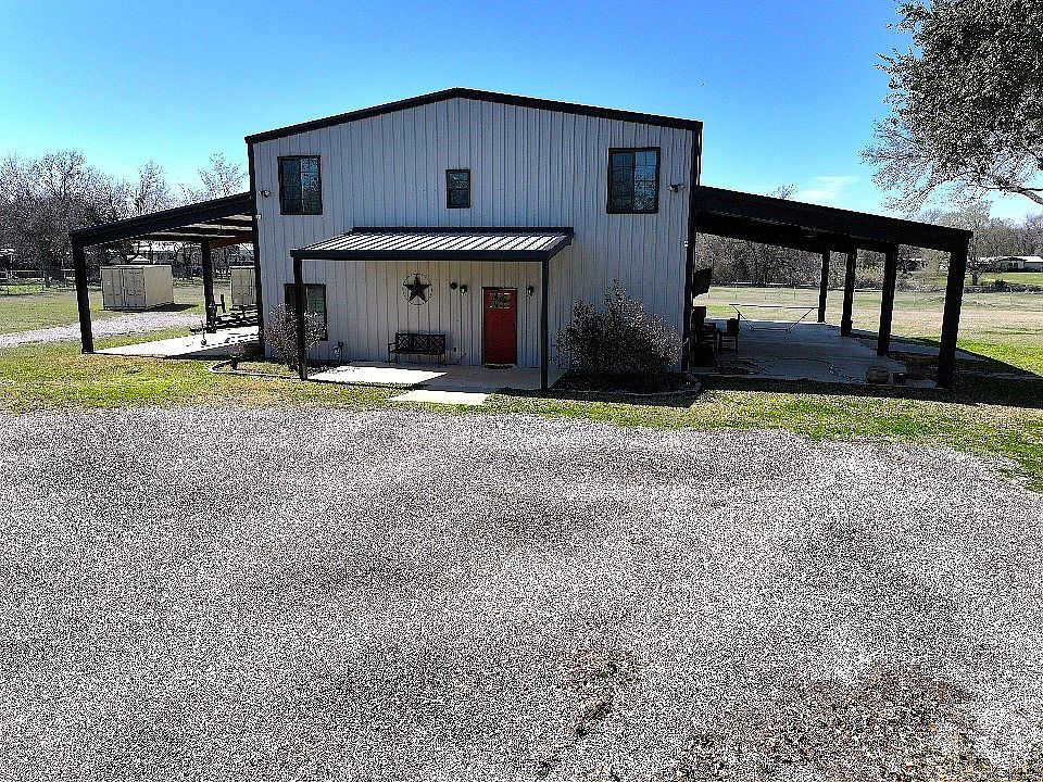 1st image of 2109 Jones Dr