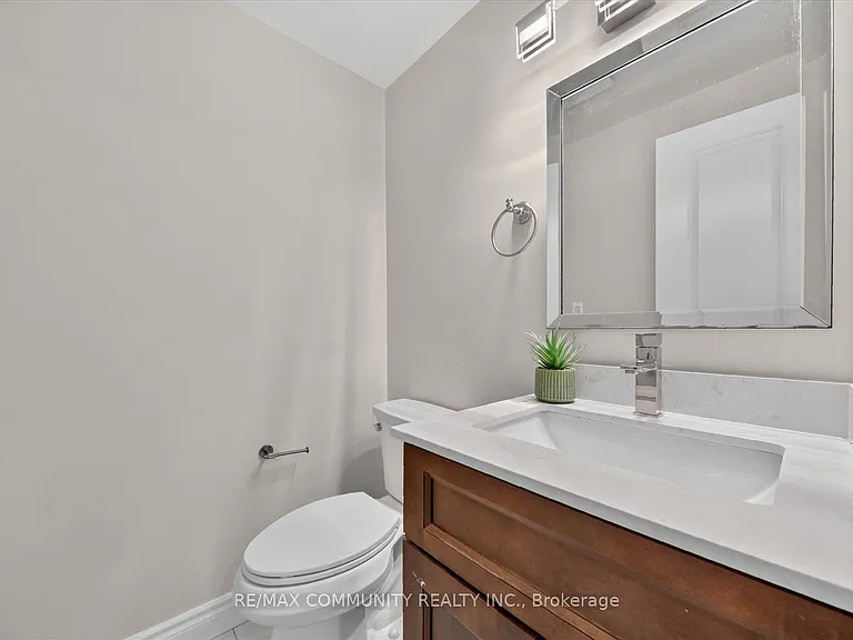 850 Huntingwood Dr #15 — Photo 35