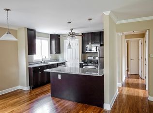 8200 Ridgeway Ave #8245, Skokie, IL 60076