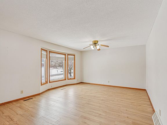 3rd image of 510 S Howard St