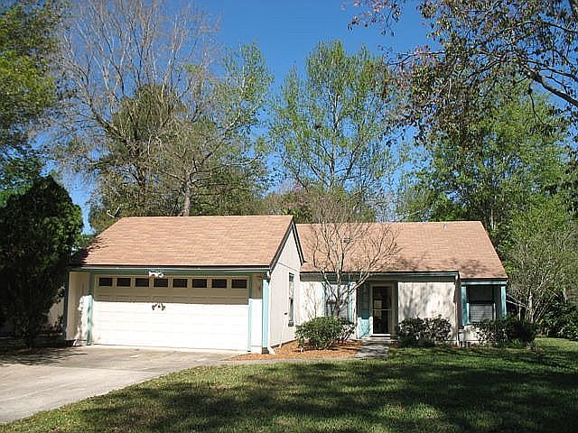 11206 Southbury Place 