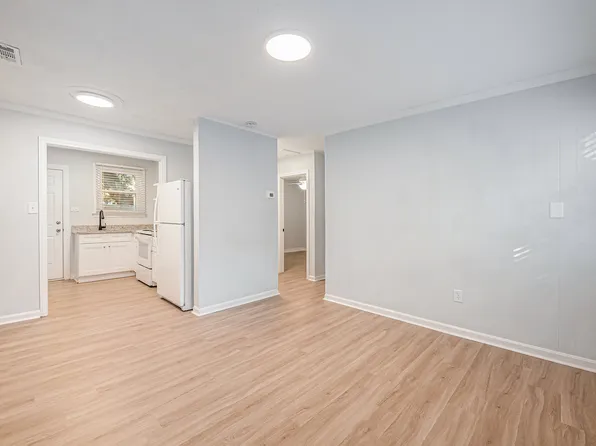 5745 Murray Dr #3, Hanahan, SC 29410
