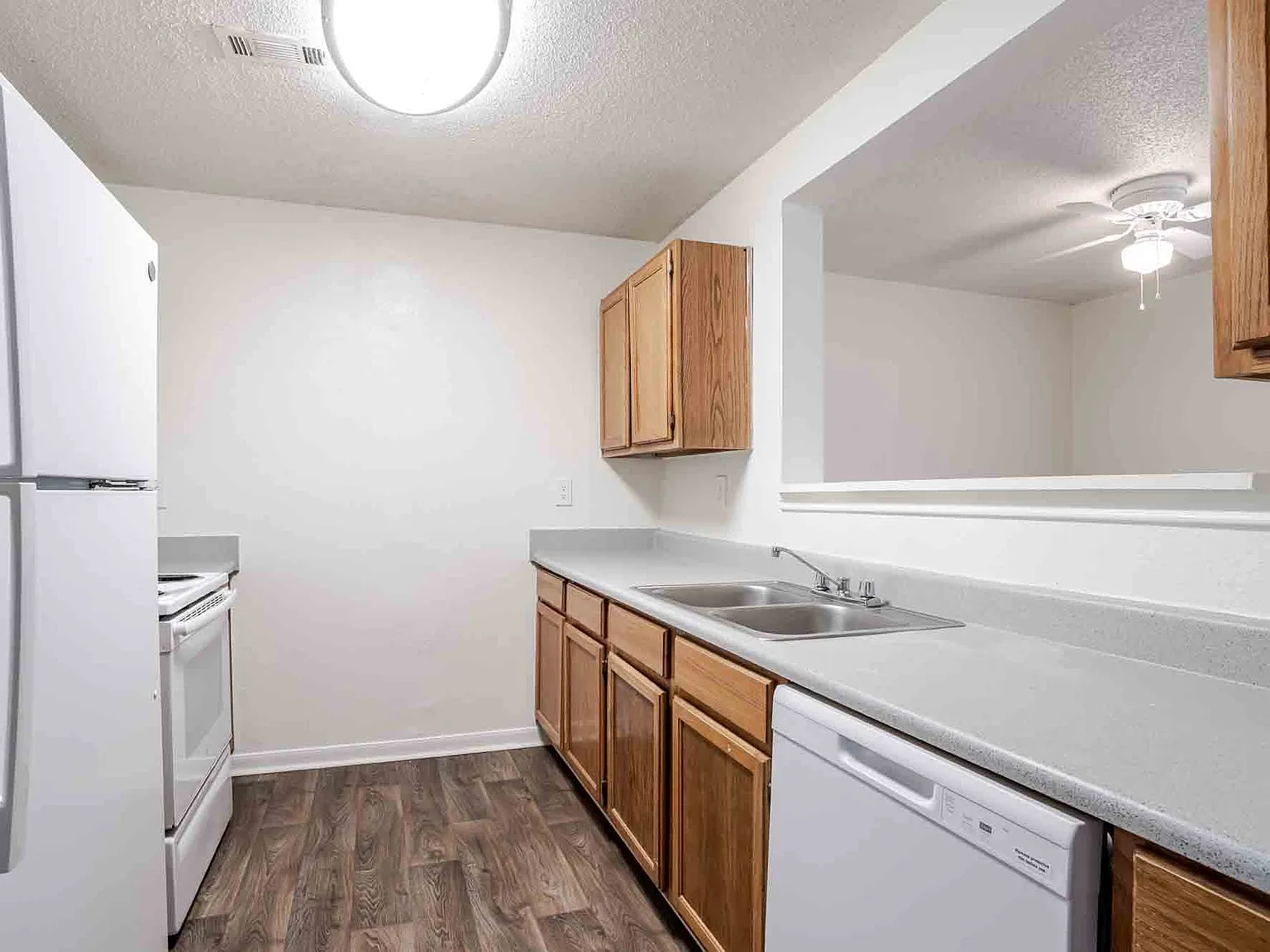 Piedmont Pointe — Photo 4