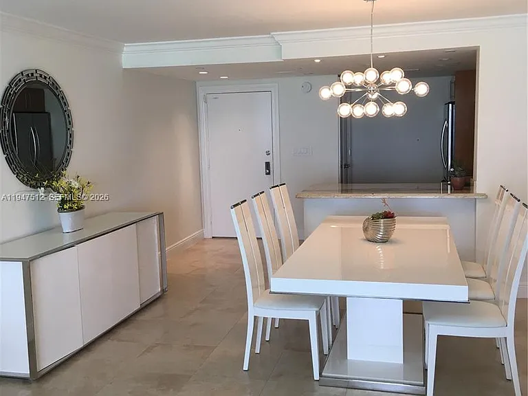 2625 Collins Ave #1407 — Photo 6