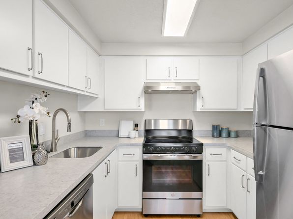 950 N 2nd St #68