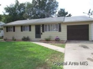 621 Sandusky St, Jacksonville, IL 62650