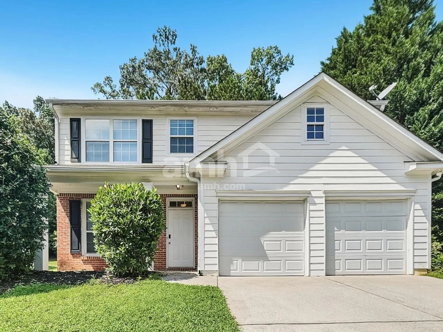 4 bed, 2.5 bath, 2448 sqft, $2,465 — Photo 1