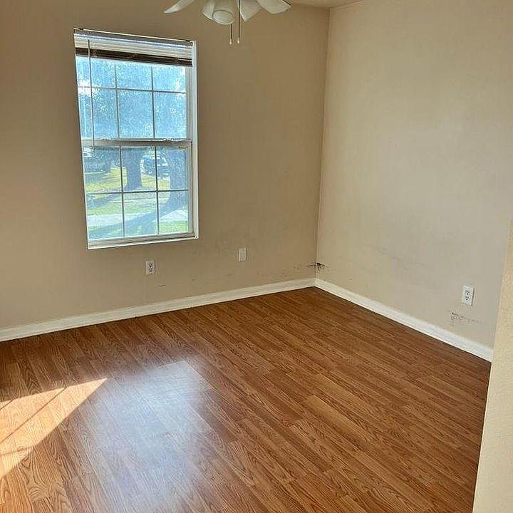 1st image of 500 W Pitts Ave APT 102