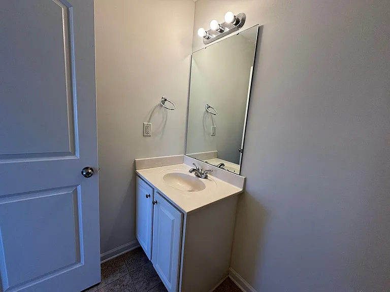 4820 Lynn Lee Cir — Photo 12