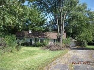 2N273 Pleasant Hill Rd, Carol Stream, IL 60188