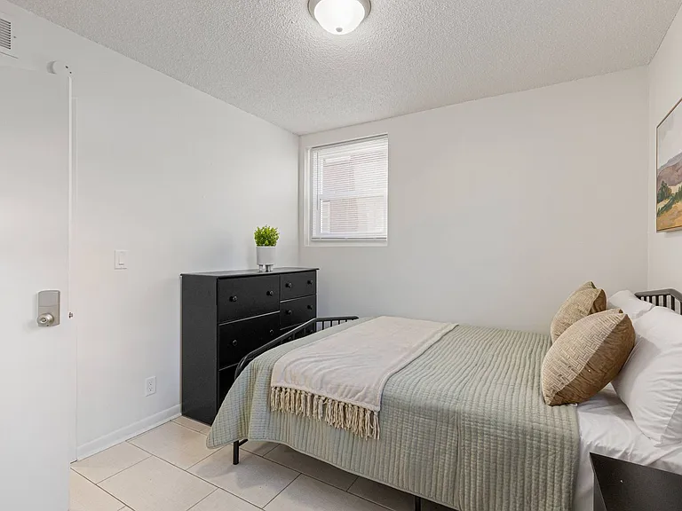4821 Nicholas St — Photo 14