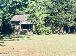 5512 Whetstone Rd, Diberville, MS 39540