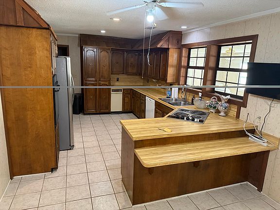 4th image of 1540 Janetta St