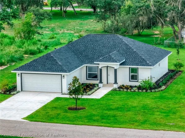 212 Marquata Dr, Lake Placid, FL 33852