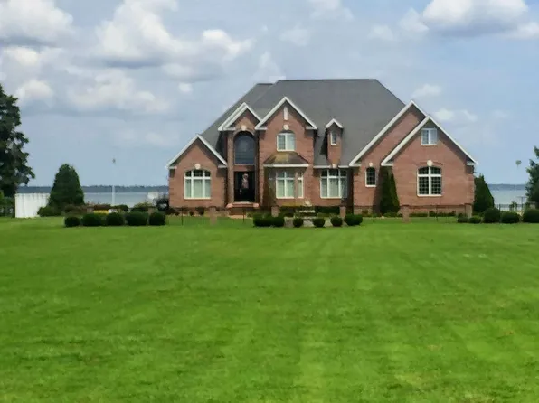 5723 Shore Dr, Creswell, NC 27928
