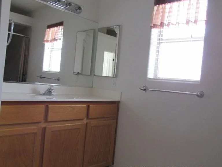 3740 Hiawatha Dr — Photo 10