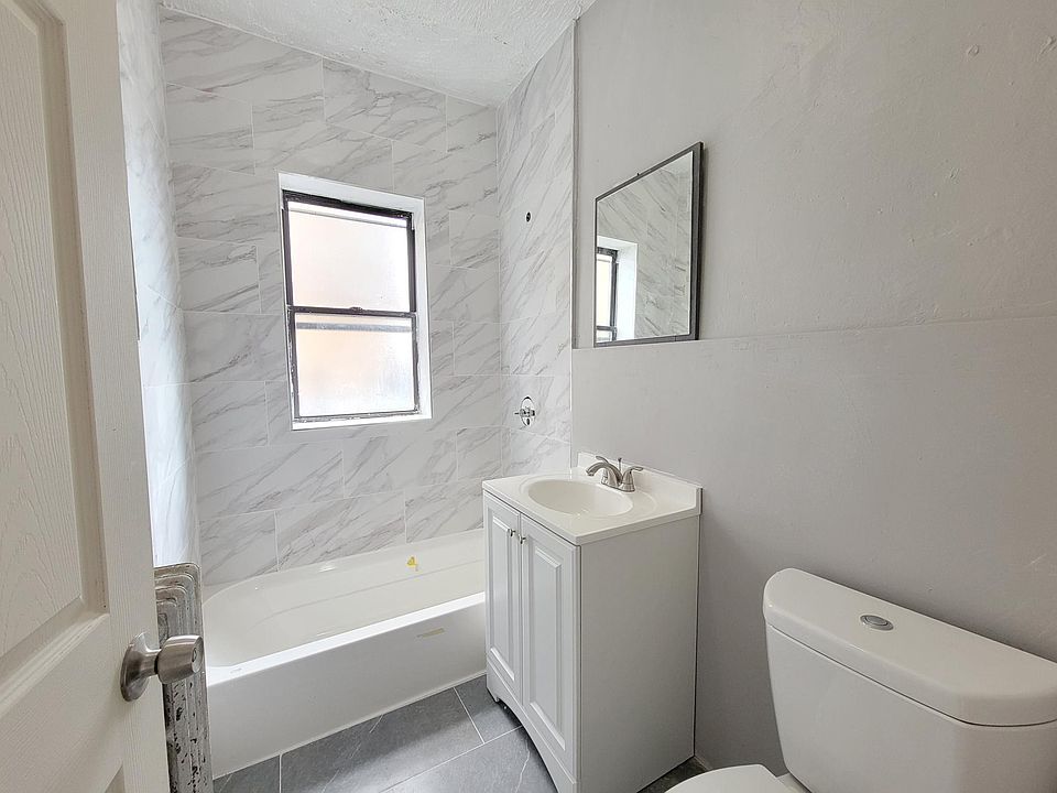 2nd image of 645 Summer Ave #46E