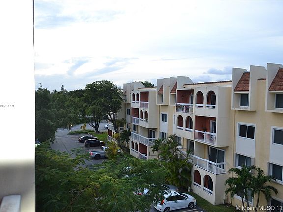 4th image of 7720 Camino Real E #408