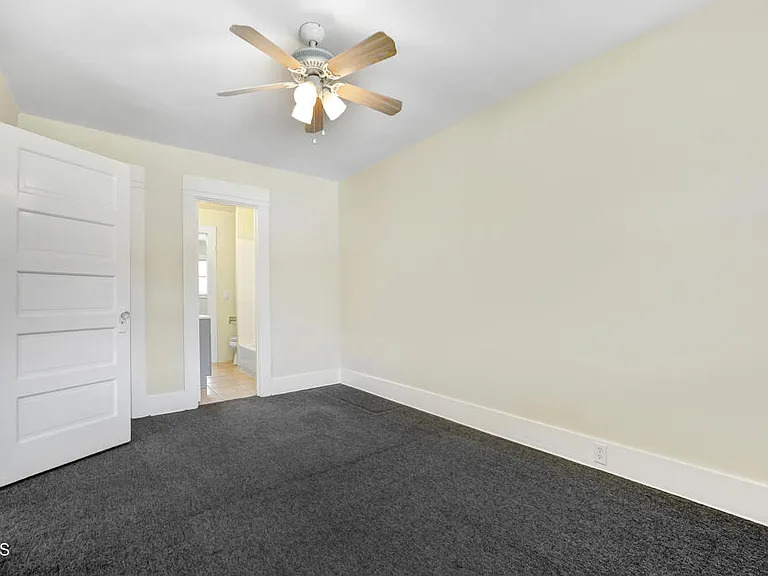 505 E Olive Ave — Photo 7