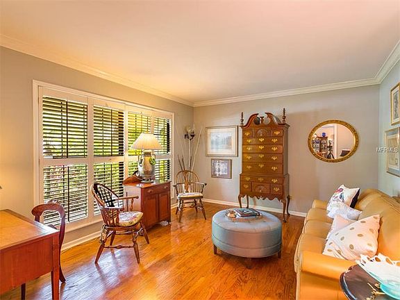 5th image of 13303 Meadowwood Ct