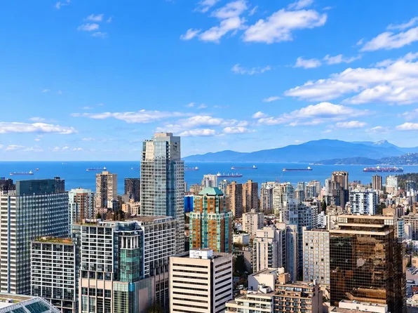 777 Richards St #4605, Vancouver, BC V6B 0M6