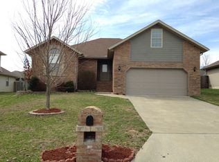 625 N Spout Spring St, Nixa, MO 65714