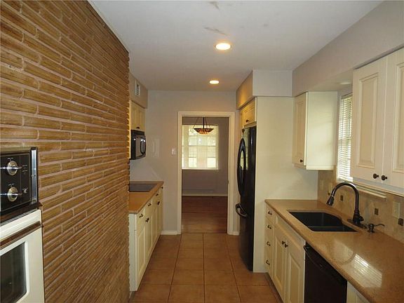 2nd image of 8921 Sweetwater Dr