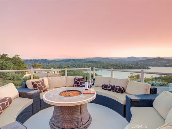 2594 Shoreline Rd, Bradley, CA 93426