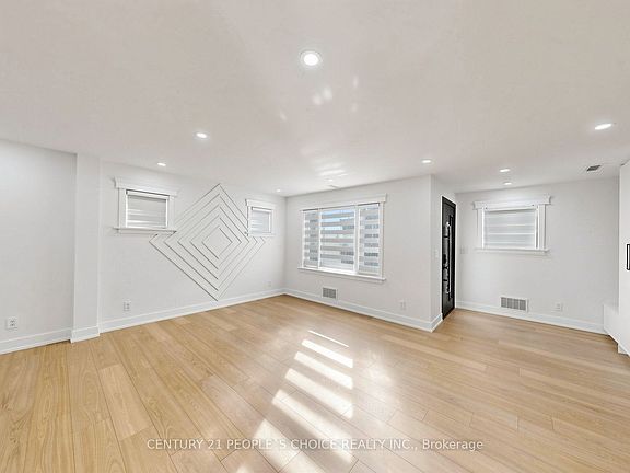 3rd image of 7 Cecil St