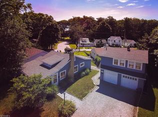 38546 N Beachview Rd #38544, Willoughby, OH 44094